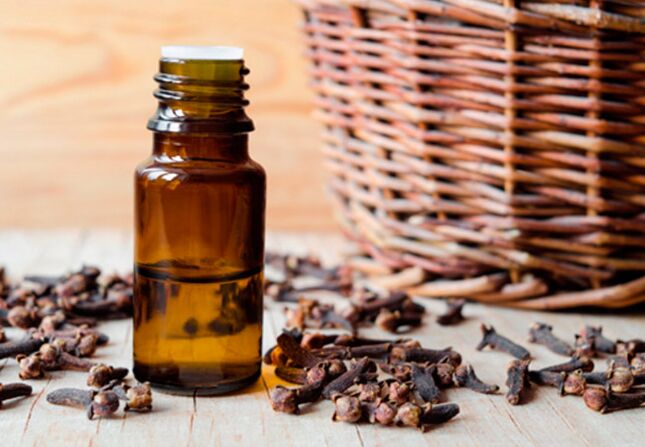 Aromaterapi guider foretrækker nelliker olie